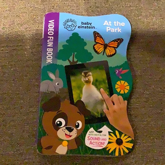 Baby Einstein video fun book - Picture 1 of 2